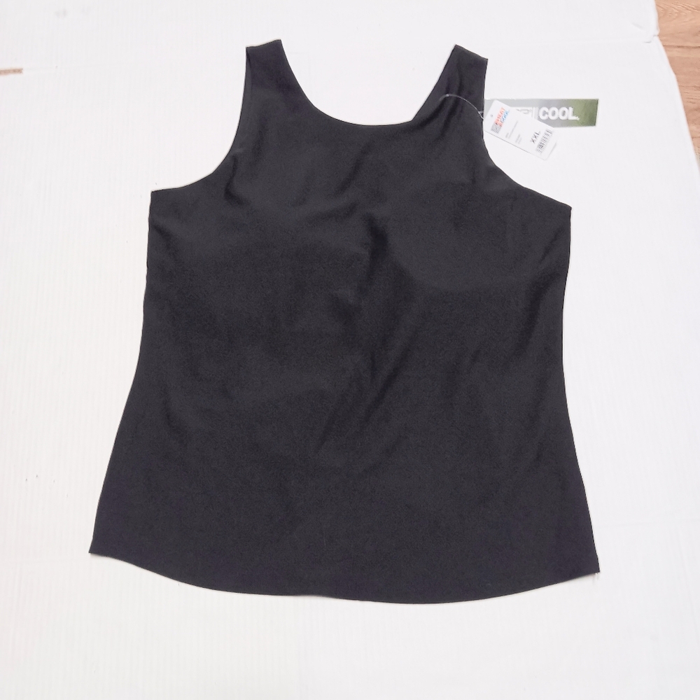 32 DEGREES COOL soft texture ribbed tank NWT with built-in bra, XXL
